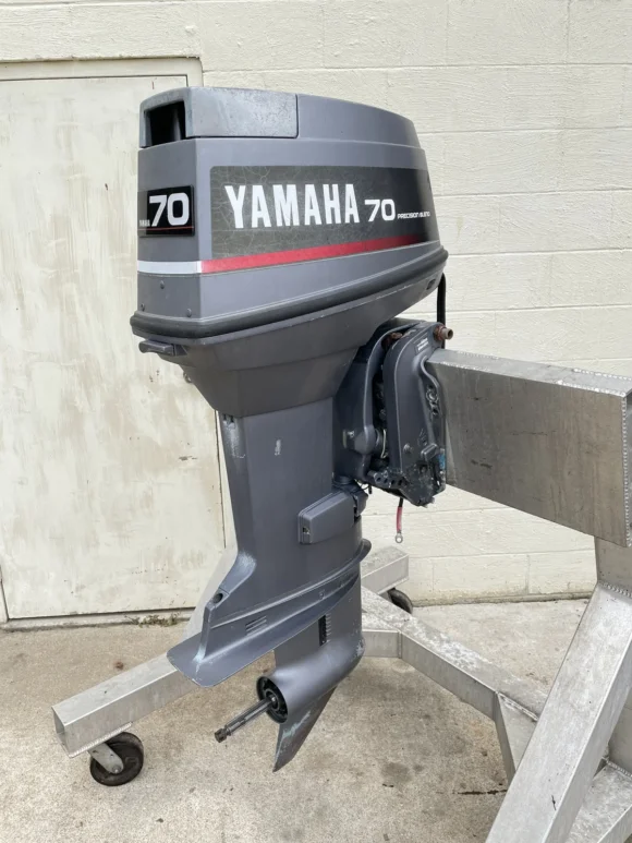 Yamaha 70HP 20" Outboard Engine 2 Stroke - Image 4