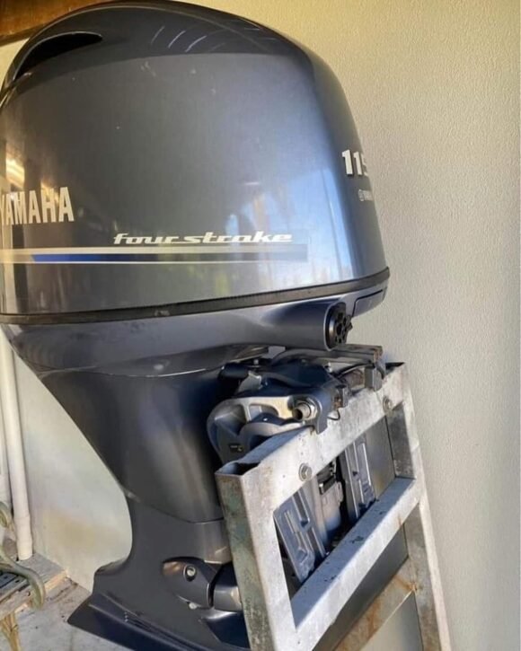 Used 2020 115hp Yamaha "25" 4-stroke outboards - Image 2