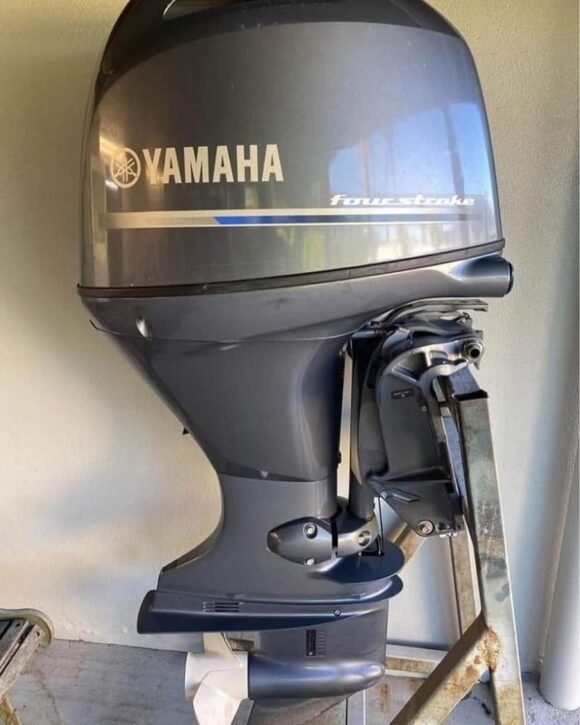 Used 2020 115hp Yamaha "25" 4-stroke outboards - Image 3